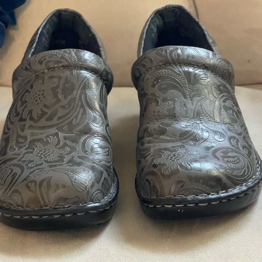 BOC PADDED TOOLED CLOGS